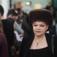 Pasauli uzjautrina krievu politiķes ērmīgā frizūra