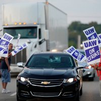 'General Motors' darbinieku streiks ASV licis uz laiku atlaist 1200 strādājošos Kanādā