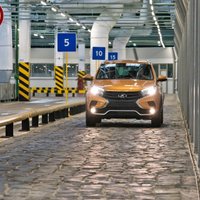 'Renault' veic sarunas par 'AvtoVAZ' akciju pārdošanu