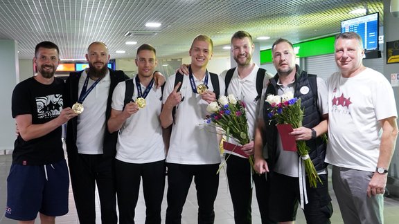 Eiropas spēles. Rīgā atgriežas 3x3 basketbola izlase un airētājs Roberts Akmens - 11