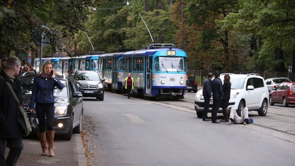 Avārija Slokas un Krēslas ielu krustojumā - 3