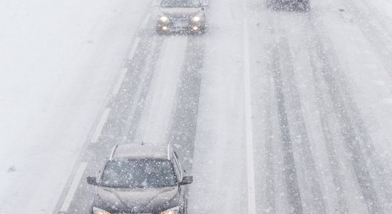 Posmā Vangaži–Sigulda iestājušies ārkārtas braukšanas apstākļi, brīdina LVC