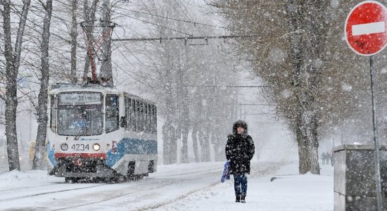 В Москве – рекордный снегопад. Десятки авиарейсов отменены или задержаны