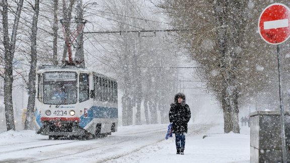 snow moscow 