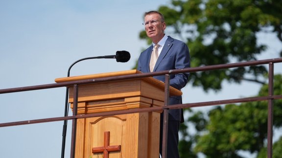 Президент Латвии обратился к собравшимся в Аглоне