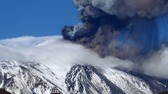 Italy Etna Volcano Eruption.JPEG-051d2