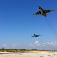 Krievija pirmo reizi veic uzlidojumus Sīrijas dienvidos