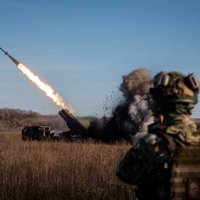 Okupantu zaudējumi pārsniedz 100 000 karavīru, ziņo Ukraina; Doneckā esot ievainots Rogozins