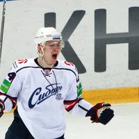 Седьмой гол Кулды в сезоне не спас "Сибирь" в Хабаровске