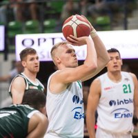 Latvijas basketbolistu savstarpējā cīņā ACB spēlē uzvaru svin Bērziņa un Šteinberga pārstāvētā 'Baxi'