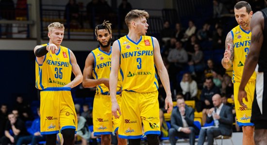 Valmieras un Ventspils basketbola klubi izcīna uzvaras