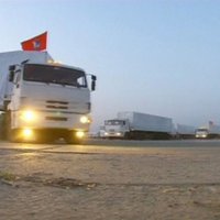 Первые четыре грузовика с гуманитарной помощью пересекли границу Украины