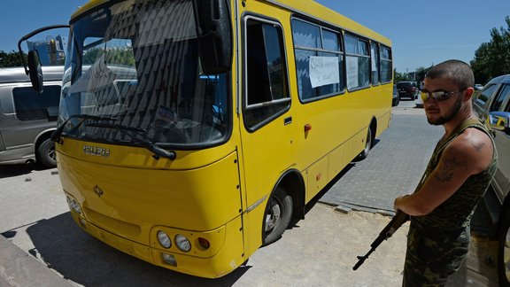 Ukraina, separatisti, autobuss