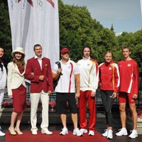 Латвийские олимпийцы презентовали форму на Игры
