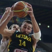 Lietuvas basketbola izlase grūtā cīņā pārspēj Jaunzēlandi