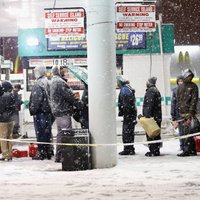 Снегопад оставил без света тысячи жителей Нью-Йорка