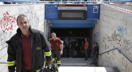 Metro sadursmē Romā ievainots 21 cilvēks