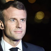 Макрон призвал французов к национальным дебатам