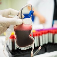 Из-за коронавируса стало меньше доноров: больницам не хватает крови