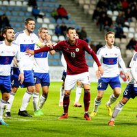 Latvijas futbola izlase 2018. gada pirmajā spēlē tiksies ar Fēru salām