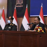 Amatā atjaunotais Sudānas premjers sola atgriešanos pie demokrātijas