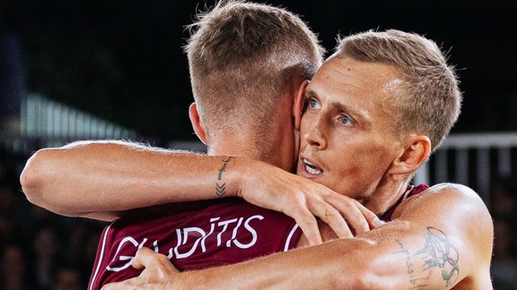 "Traks gads, bet kas par gadu!" – Nauris Miezis atklāj atslēgu Eiropas zeltam 3x3 basketbolā