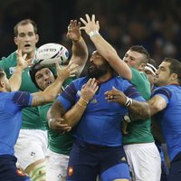 Īrija sakauj Franciju regbija Pasaules kausa izcīņā; Kārdifā atkal būs ceturtdaļfināls - Francija pret 'All Blacks'