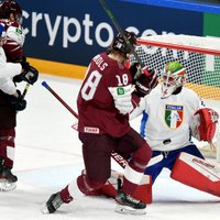 ФОТО, ВИДЕО: Сборная Латвии на чемпионате мира с сухим счетом обыграла сборную Италии
