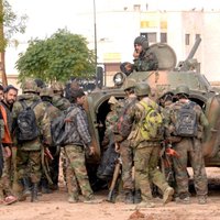 Sīrijas armija atgūst kontroli pār Damaskas – Alepo šoseju