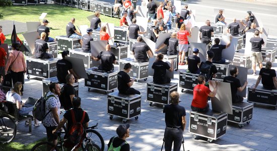 Video: Skandinot 'Kultūrai ir jāstrādā', pasākumu nozares tehniskā nodrošinājuma pārstāvji dodas piketā