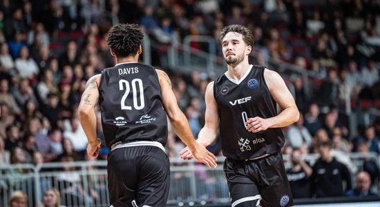 "VEF Rīga" un Valmieras basketbolisti uzvar Pērnavas un Keilas komandas; LU septītais zaudējums 