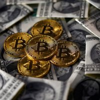 'Bitcoin' cena pārsniegusi 31 000 dolāru atzīmi