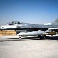 F-16 nodrošinās Ukrainas gaisa spēku paritāti ar okupantu bruņojumu, pauž britu eksperts