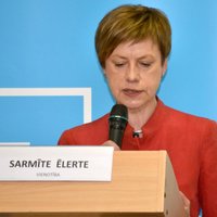 Сармите Элерте: надо забрать Rīgas satiksme у столичной думы