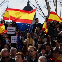 Madridē tūkstoši protestē pret katalāņu separātistu amnestiju