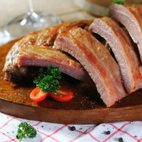 Liellopu gaļas iepirkumu cena pērn novembrī Latvijā pieaugusi par 4,4%