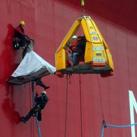 ФСБ обнаружила признаки пиратства на борту судна Greenpeace
