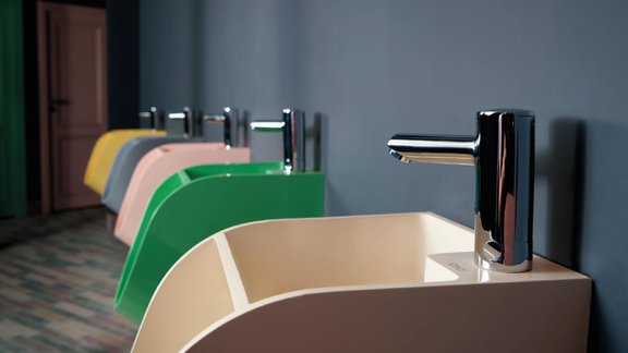 sink-urinal-tandem-jursons-colors-01