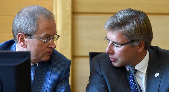 Ушаков и Америкс голосовали за антироссийскую резолюцию в Европарламенте
