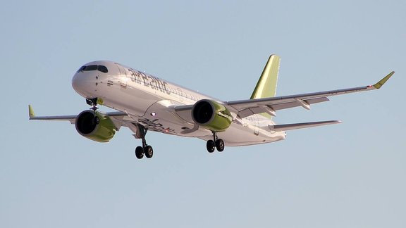 Airbaltic CS300 YL-CSH - 8