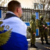 'Pašaizsardzības vienības' Latvijas un Lietuvas vēstniekiem agresīvi bloķē ieeju Ukrainas armijas štābā