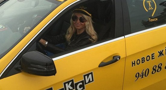 Рудковская, Билан, Ревва и Валерия стали таксистами