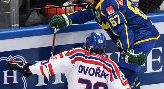 После обещания Знарка "оторвать голову" швед предпочел извиниться за слова о российском хоккее