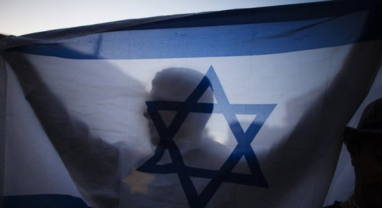 Pret Izraēlu noskaņots pūlis rada nekārtības Dagestānas lidostā, ziņo BBC