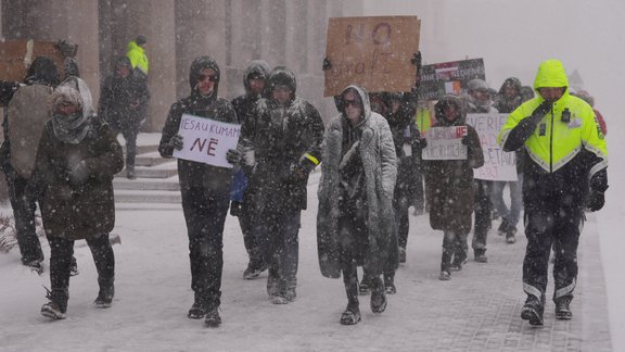 Rīgā protestē pret VAD ieviešanu - 1