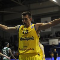 'Ventspils' basketbolisti sagādā 'VEF Rīga' pirmo zaudējumu LBL turnīrā