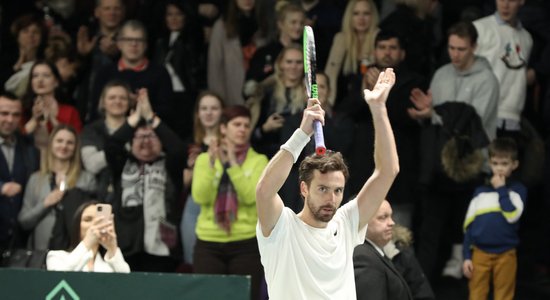 Gulbis pakāpjas vēl augstāk pasaules rangā; Ostapenko WTA rangā atgūst vienu pozīciju