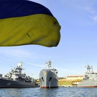 Krievijas militāristi Krimā pārņem Ukrainas armijas bāzes