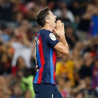 UEFA uzsāk izmeklēšanu pret 'Barcelona' par iespējamu korupciju