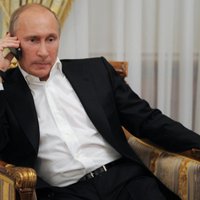 Козловскис: Путина можно не включать в "черный список"